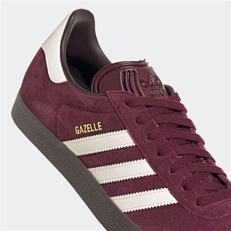 adidas gazelle beige weiss|Adidas gazelle maroon gum.